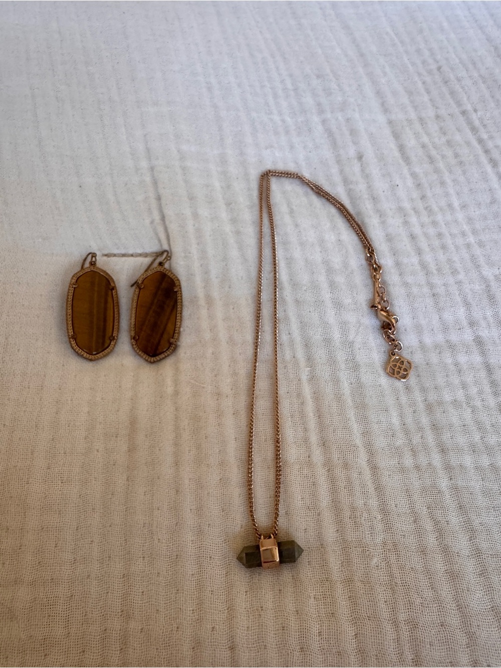 Kendra Scott Tiger Eye earrings and stone necklace set rose gold